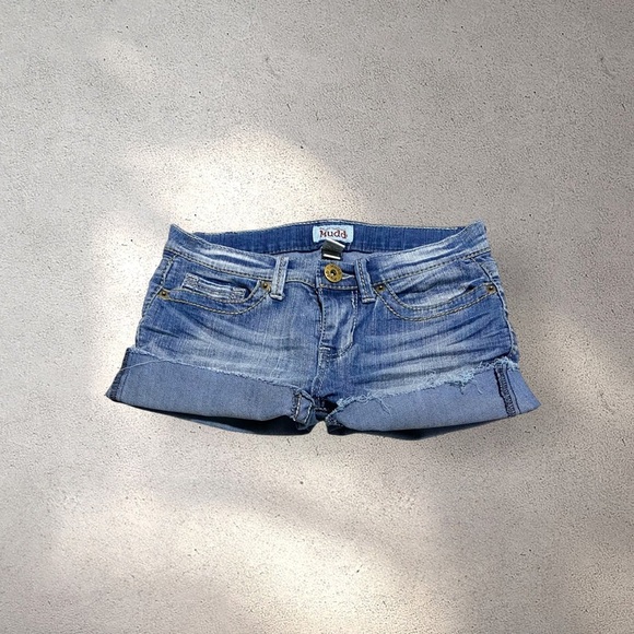 Mudd Low Rise Denim Shorts - Picture 1 of 2